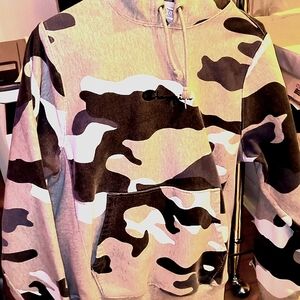 Hoodies Champion Size Small Camo